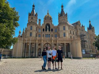 4 ambitionierte Jugendliche aus Kuldīga, Lettland besuchen Schwerin